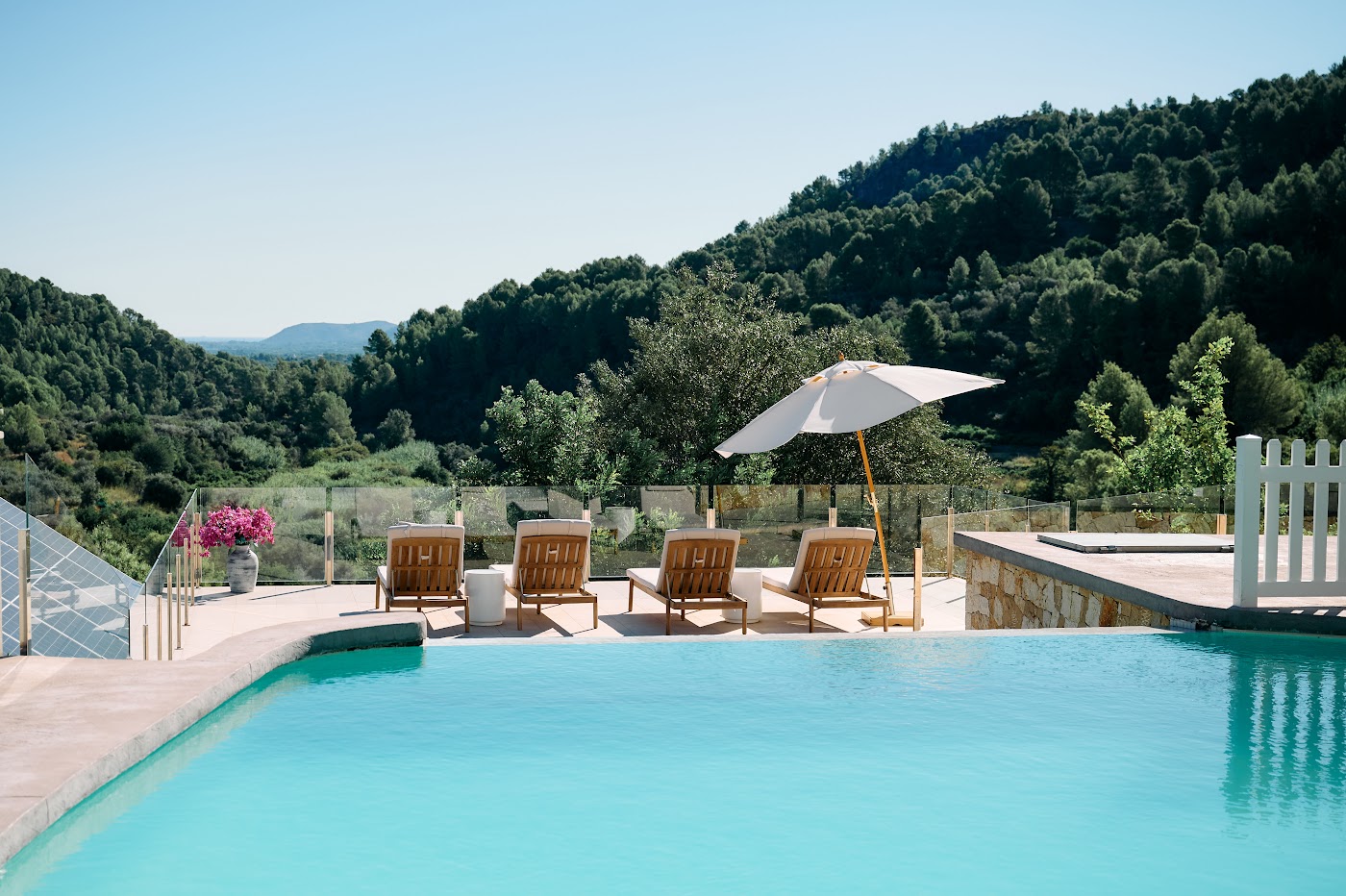 The pool at La Casa del Pantano at dusk